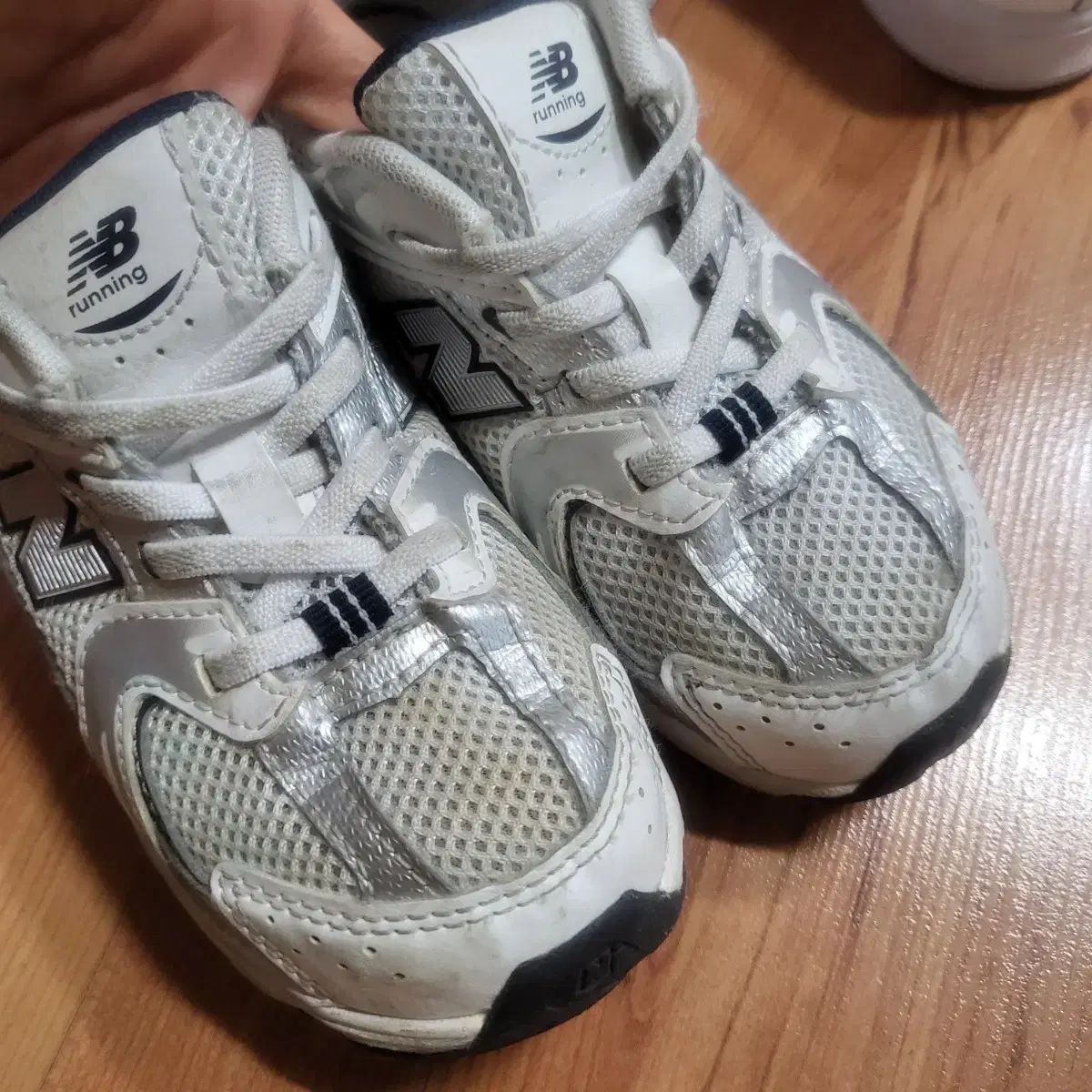 【レア・新品】New Balance キッズ 15cm シルバー 楽天市場】New Balance ニューバランス キッズ スニーカー