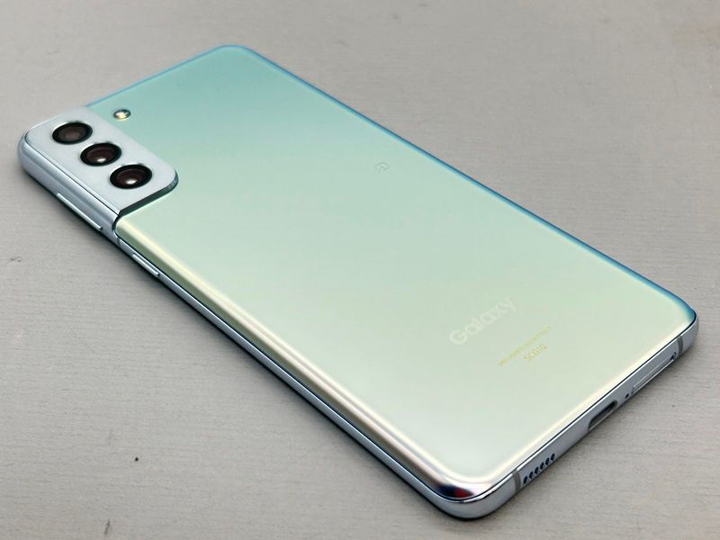 中古】SCG10 Galaxy S21+ 5G【美品 利用制限○】 SIMフリー