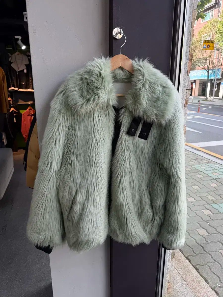 M ナイキ x アンブッシュ リバーシブル ファー ジャケット