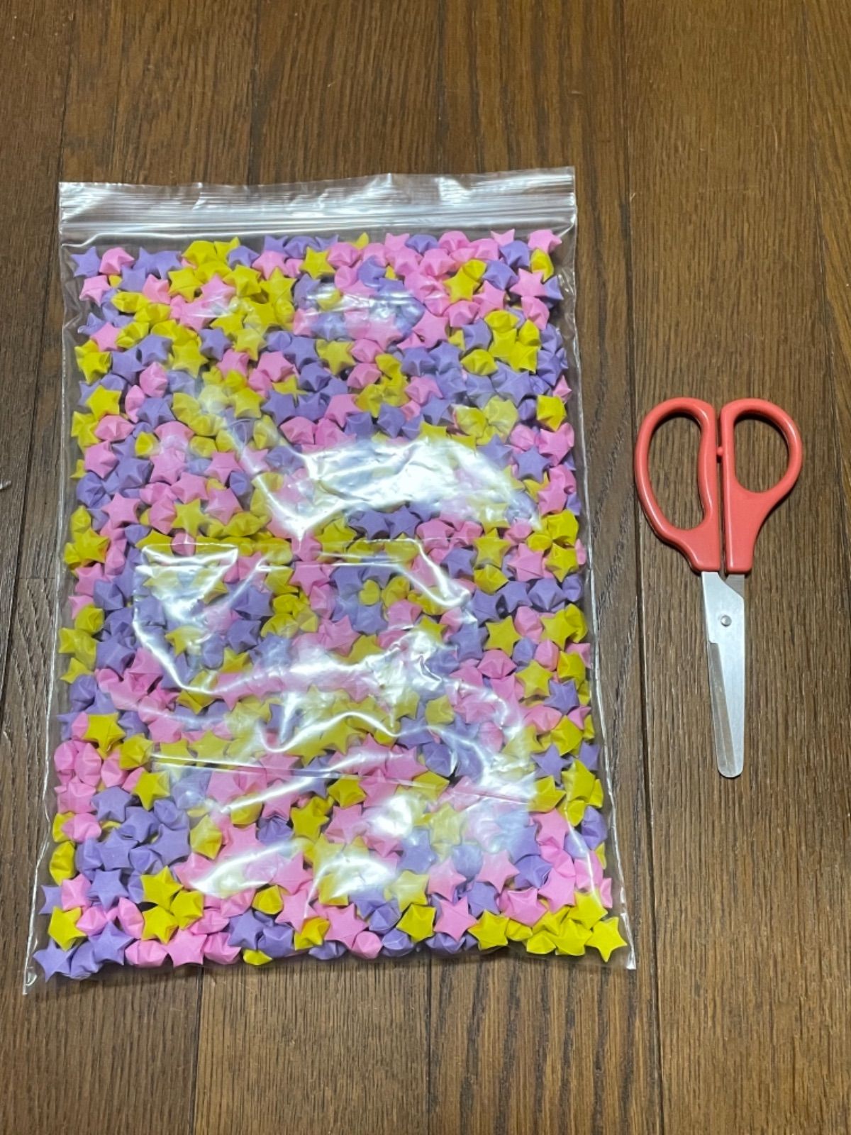 ラッキースター 折り紙 1000個 タイプE ハンドメイド - メルカリ