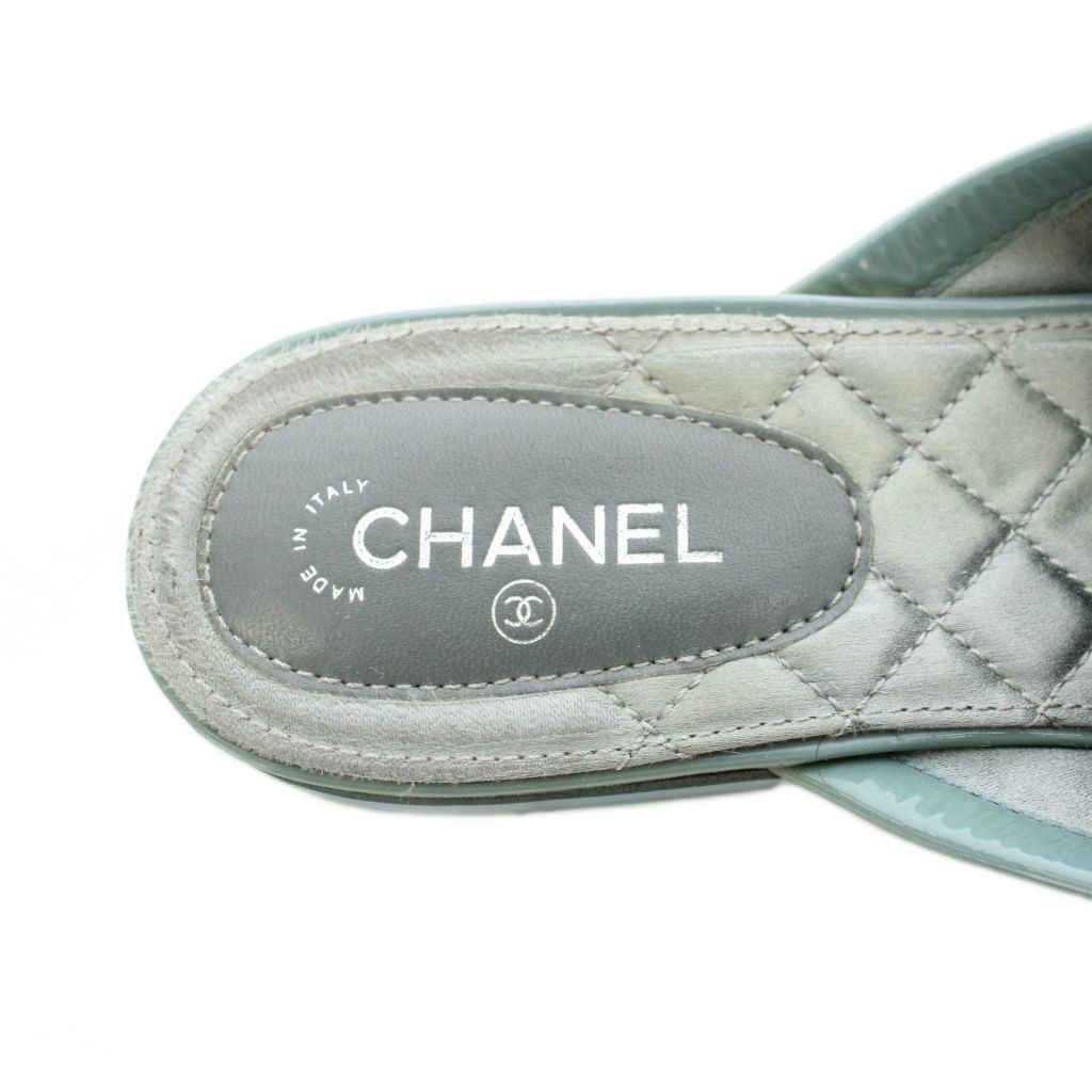 シャネル CHANEL ミュール サンダル フラット パテントレザー