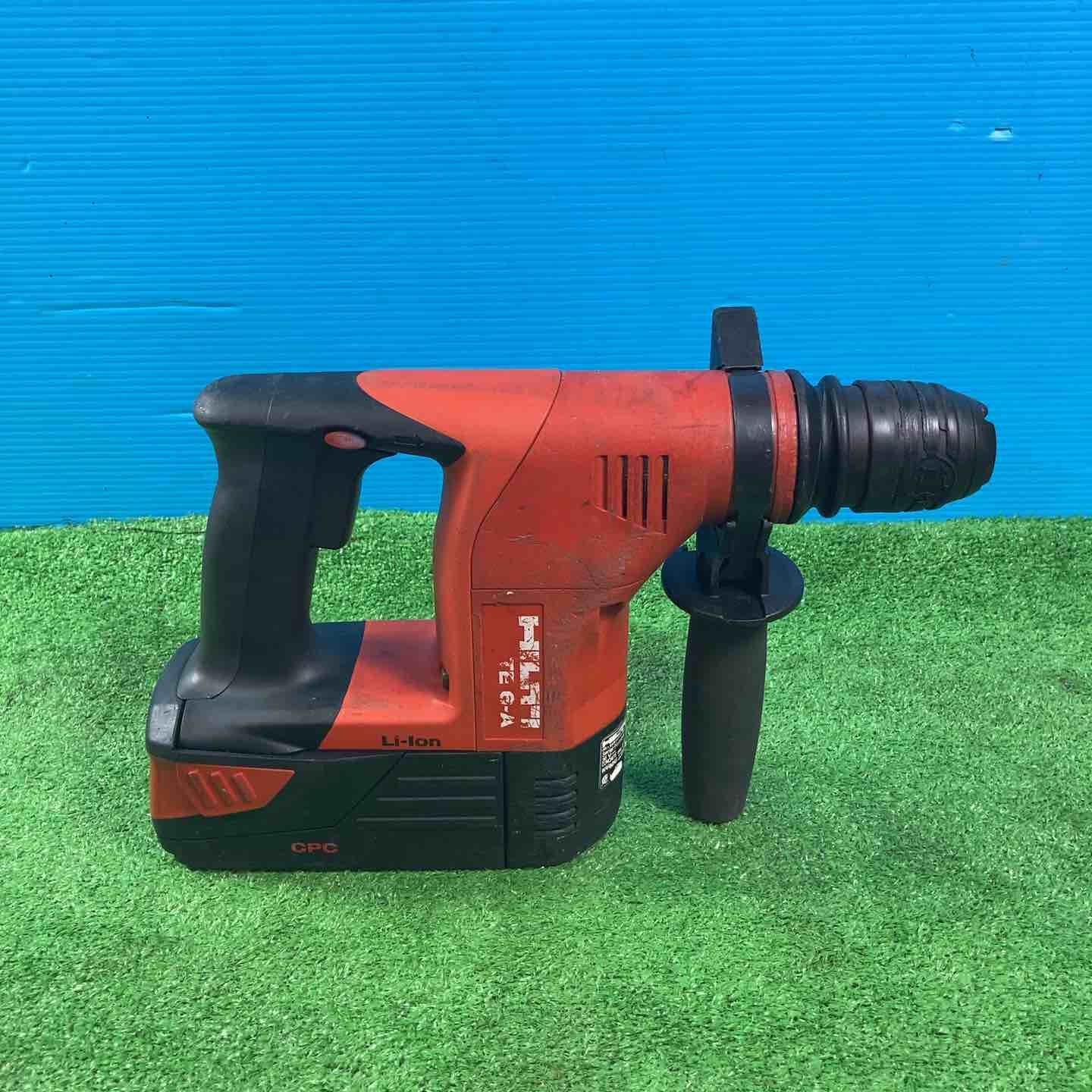 本体 バッテリー