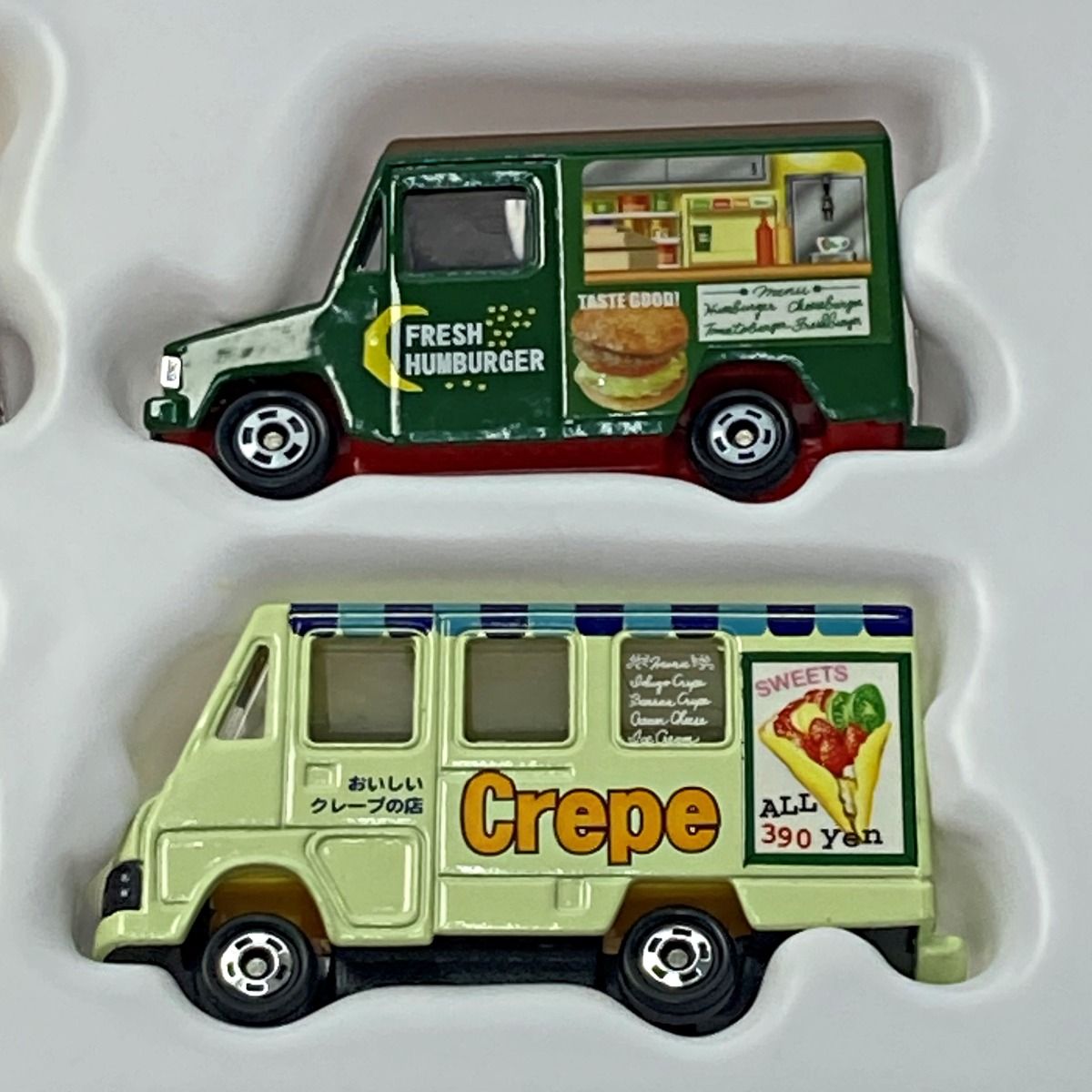 TOMICA トミカ どこでもできたて販売中! 移動販売車セット 4台セット