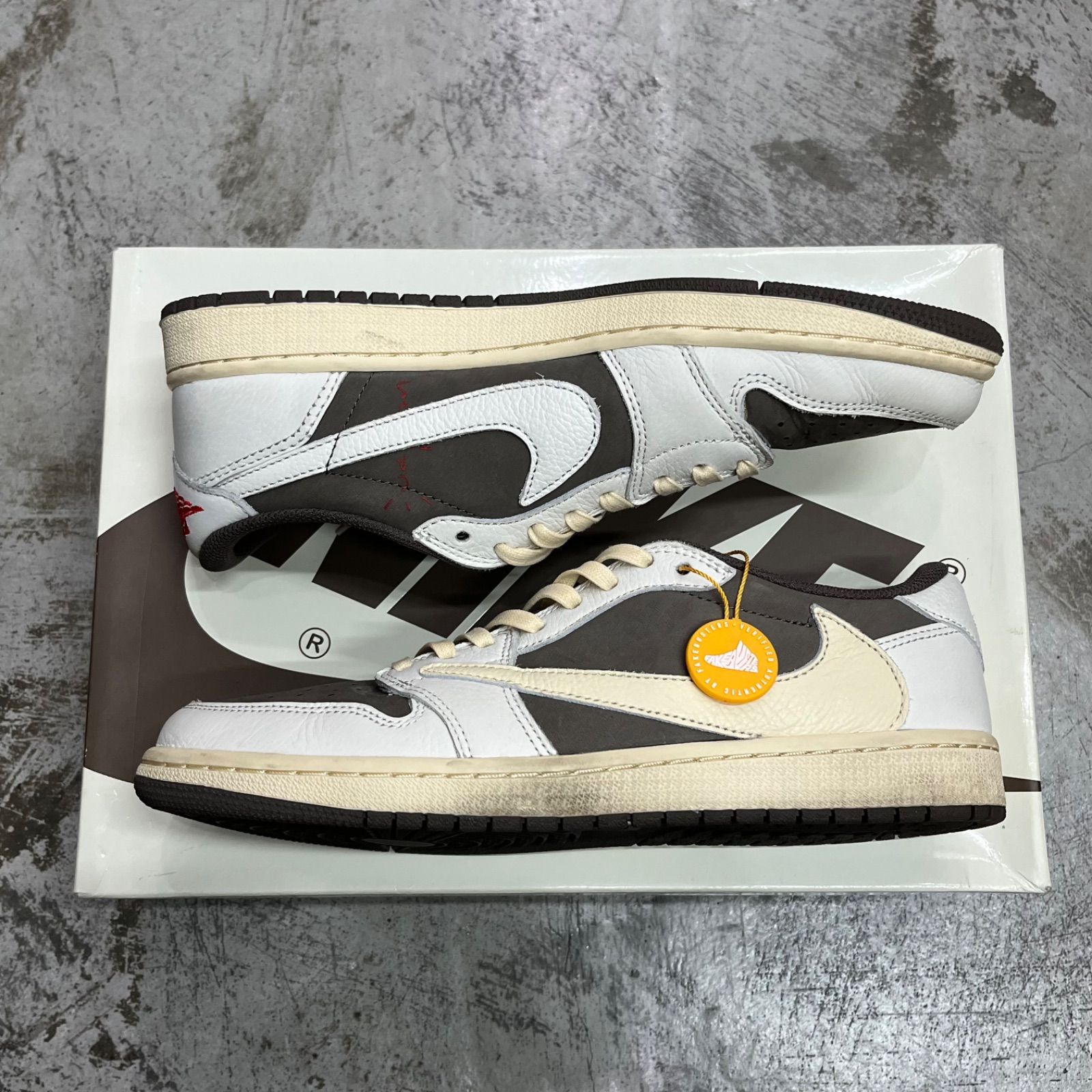 国内正規 Travis Scott × Nike Air Jordan 1 Low OG SP 