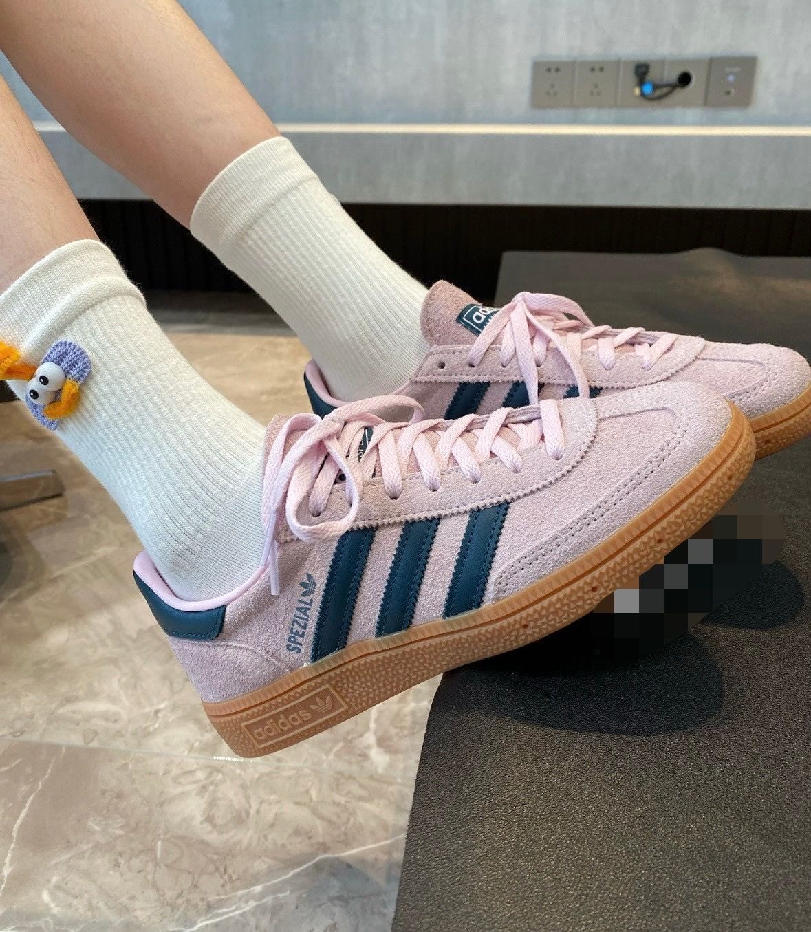 新品 アディダス スニーカー Adidas Handball Spezial IF6561 男女兼用