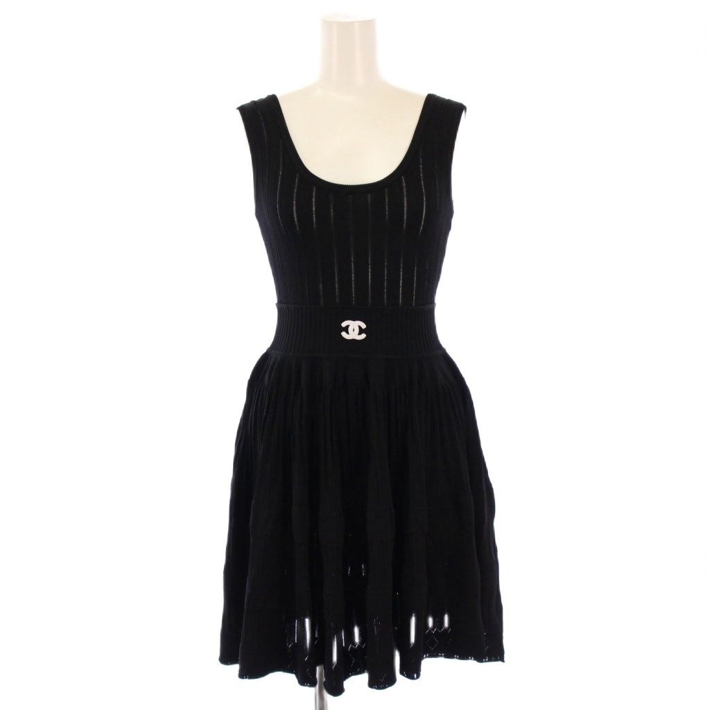 シャネル CHANEL uniform ココマーク フ ワンピース ミニ丈 ノースリーブ Uネック ストレッチ ロゴ ワンポイント M 黒 ブラック |BB