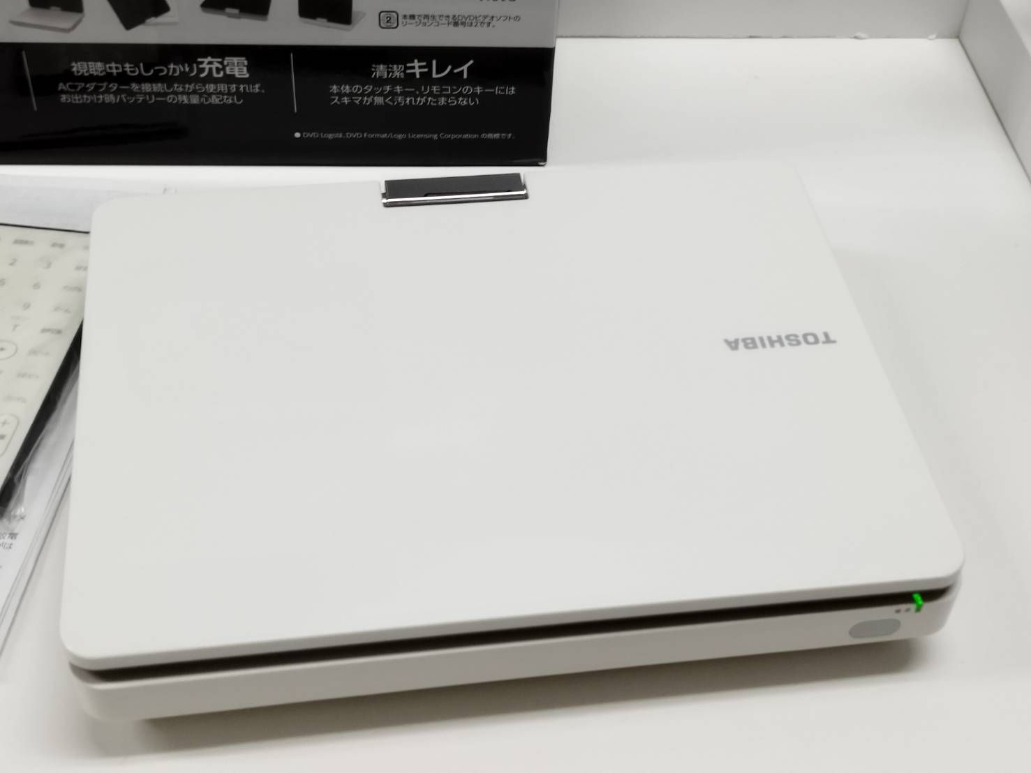 TOSHIBA SD-P910S ポータブルDVDプレーヤー/9v型/2022年製