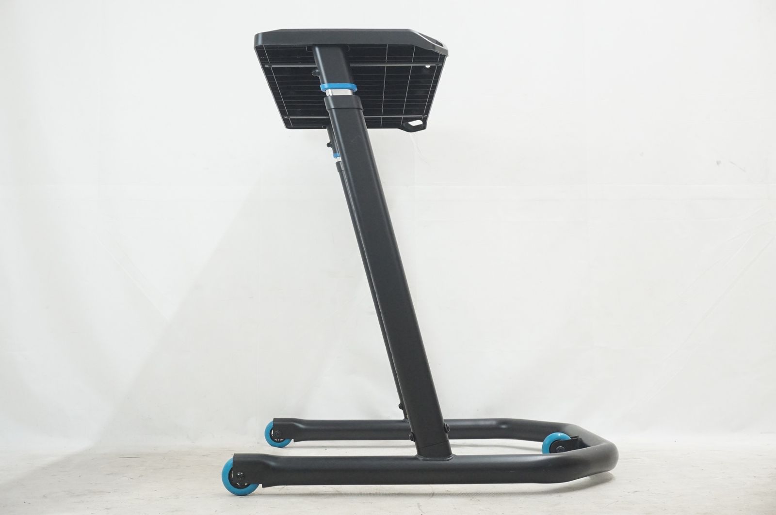 WAHOO ワフー KICKR インドアサイクリングデスク | バイチャリ福岡店