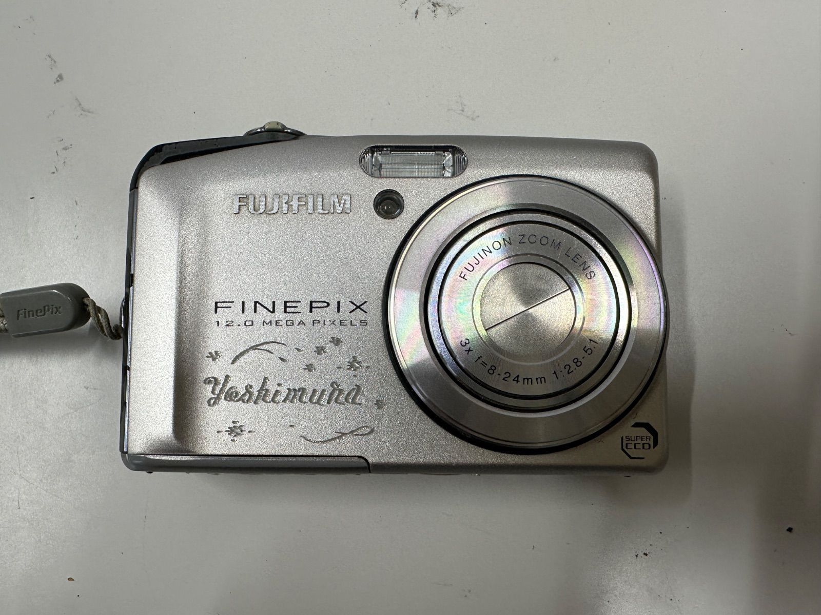 FUJIFILM デジタルカメラ FinePix(ファインピックス) F50fd シルバー