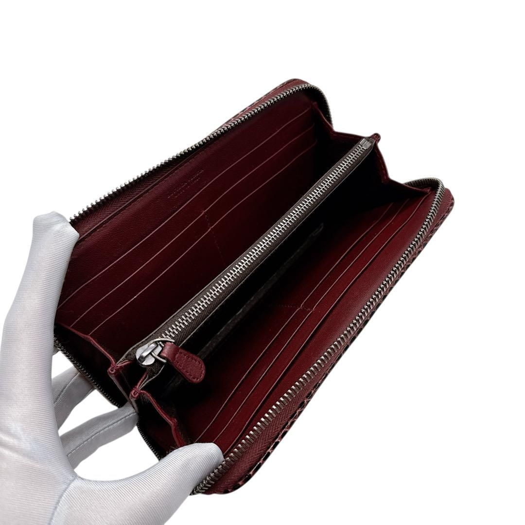 美品✨ ボッテガヴェネタ イントレチャート パイソン ラウンド 長財布 ブラック イントレチャート ラウンドファスナー長財布 レザー/パイソン