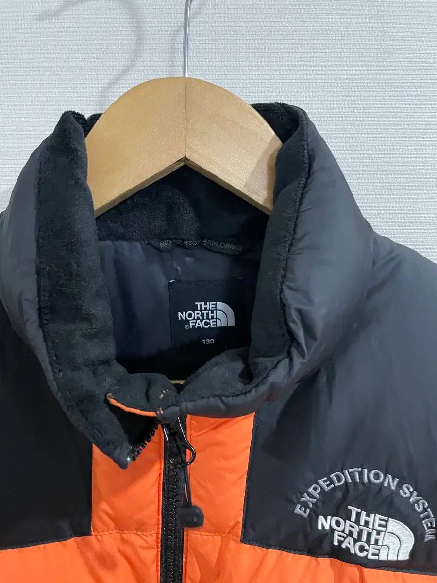  THE NORTH FACE ザノースフェイス オレンジ Nuptse ヌプシ ローツェ ダウン 130 その他 ジャケット ブルゾン