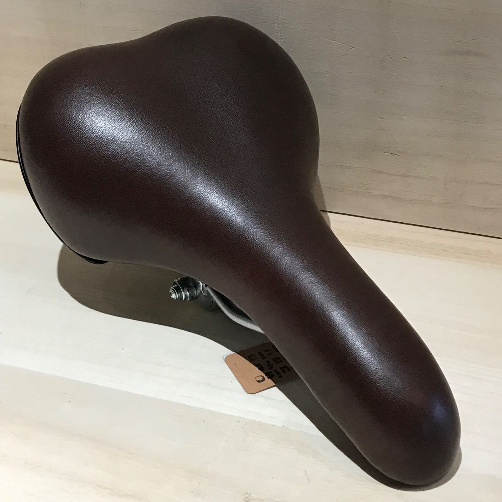 USED】ダークブラウン 合皮サドル シティサイクルやEVERYDAY