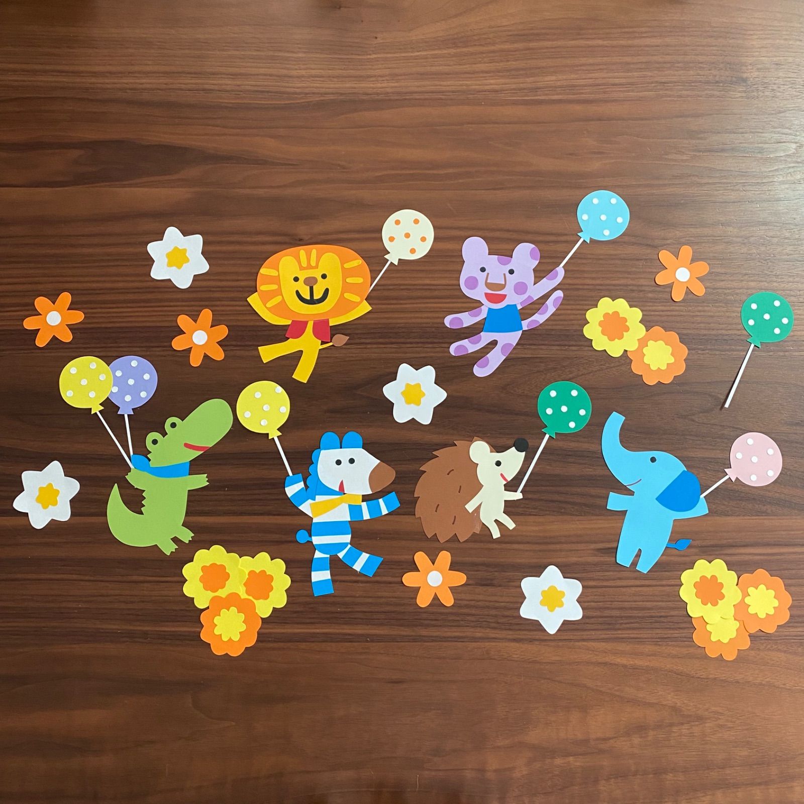 壁面 保育士 春 動物 壁面 保育士 春 動物