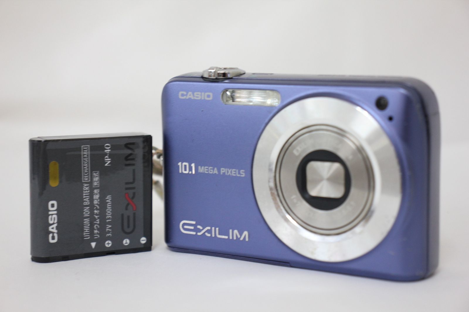 返品保証 カシオ Casio Exilim EX-Z1050 ブルー 3x バッテリー付き コンパクトデジタルカメラ e717