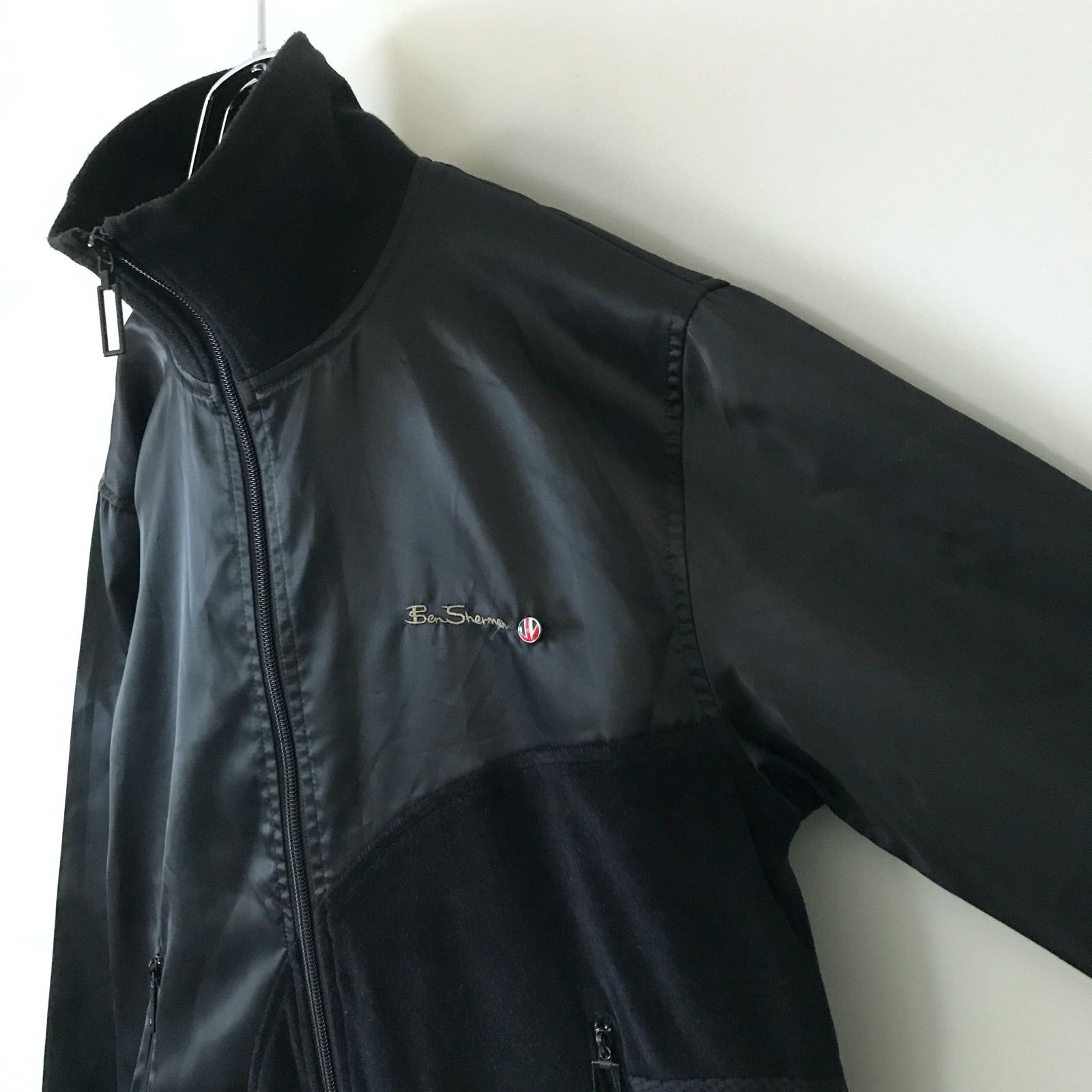 ベンシャーマン×ナノユニバース別注 トラックジャケット 異素材切り替え 刺繍ロゴ ベンシャーマン×ナノユニバース別注 トラックジャケット 異素材