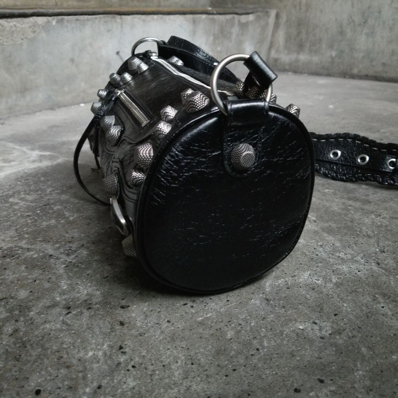 BALENCIAGA Le Cagole Cylinder Bag Black バレンシアガ ル
