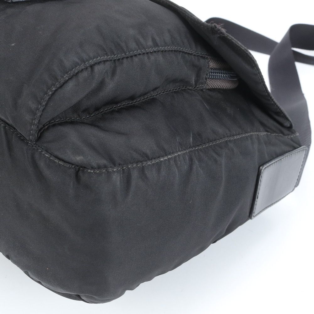 ショルダーバッグ