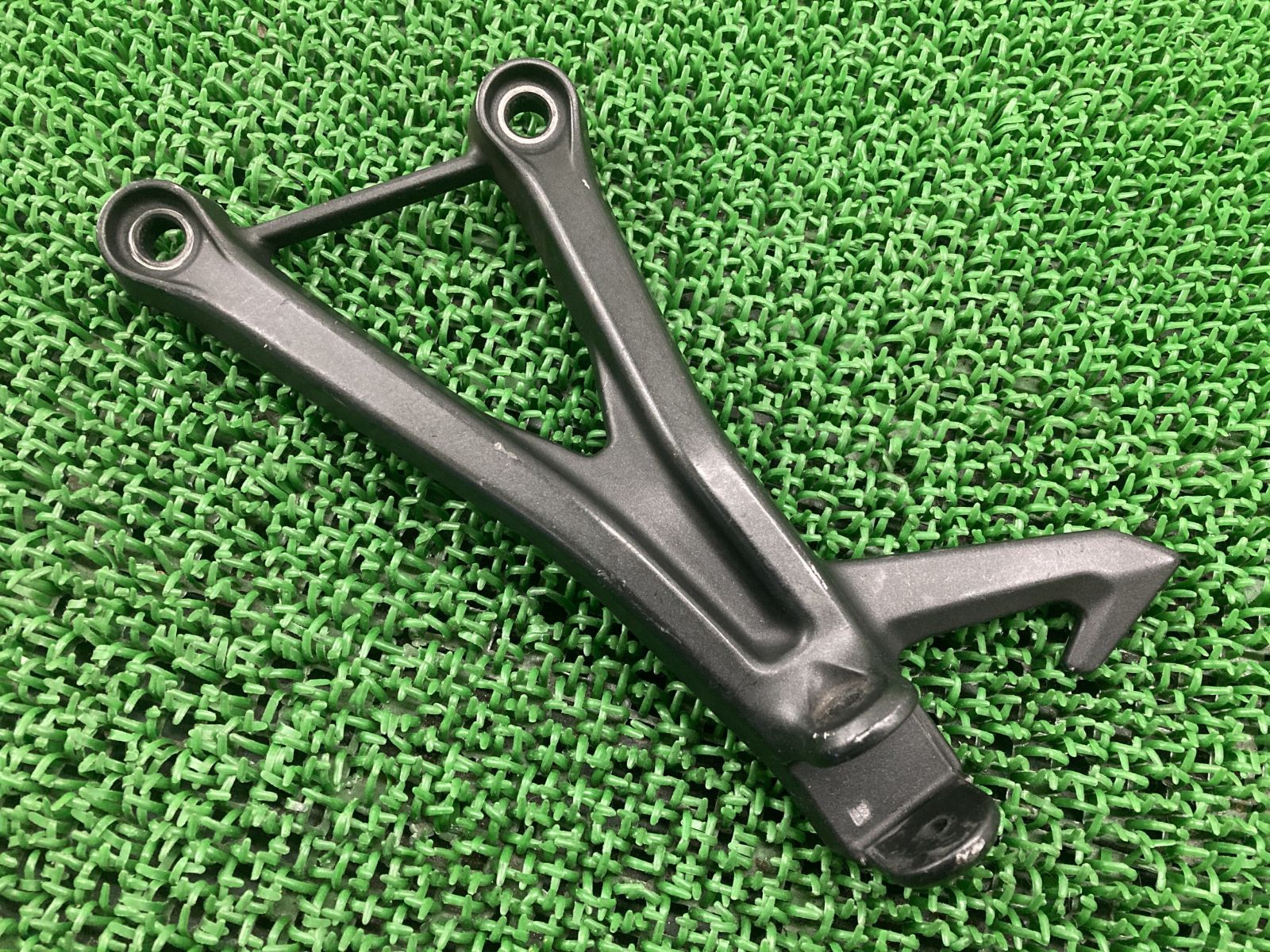 ZX-25Rse タンデムステップホルダー 左 SKT カワサキ 純正 中古 バイク