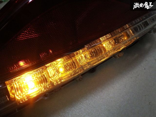 プリウスPHV zvw52 GRリアターンシグナルランプ　助手席側 Yahoo!オークション -「プリウスphv 52」(ウィンカー、サイド