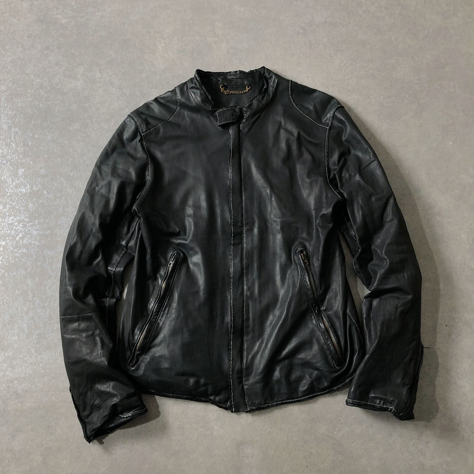 美品 定価10万 Sisii 洗えるレザー 定番シングル カウレザー