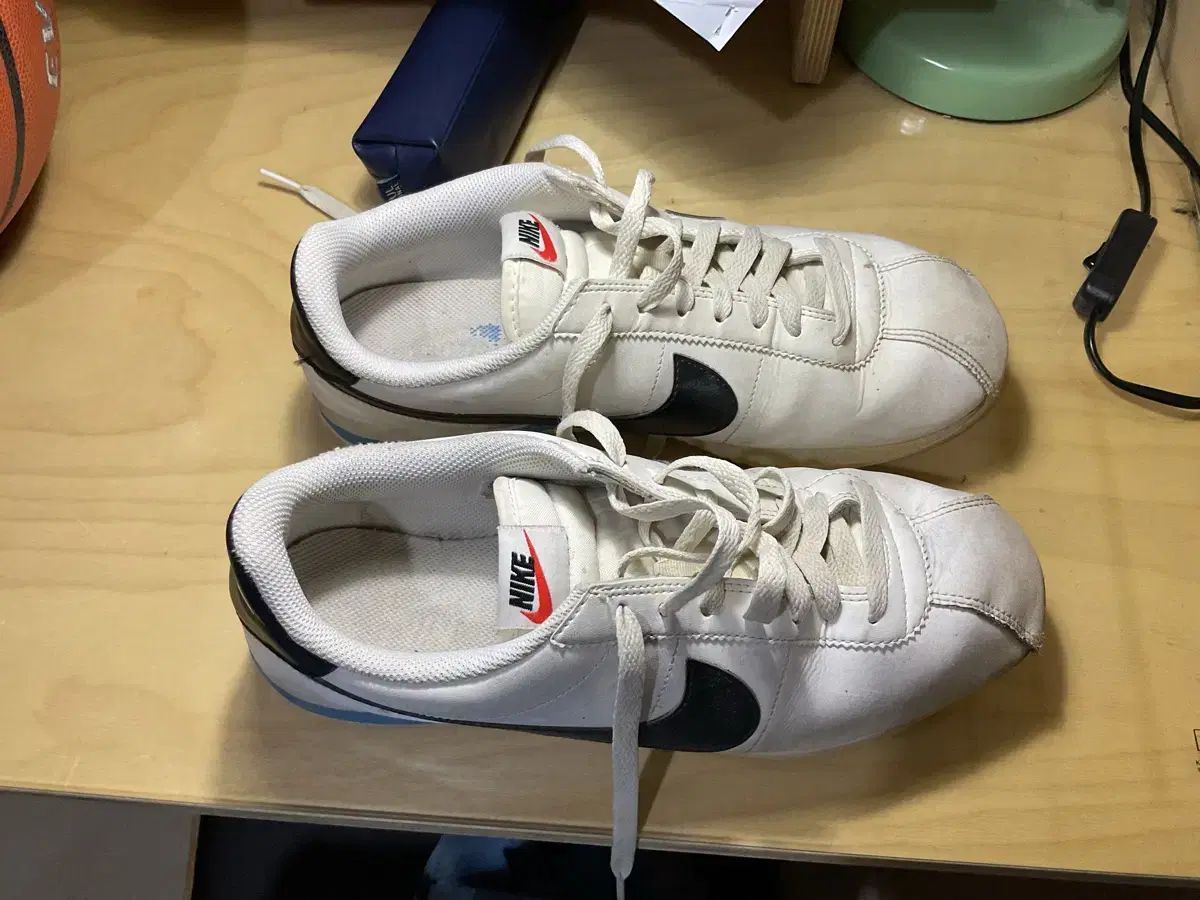 NIKE(ナイキ) コルテッツ 275 出品