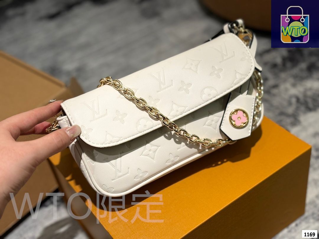 lvyさん専用 LV/ルイヴィトンWALLET ON CHAIN IVY、脇バッグ、斜めショルダー