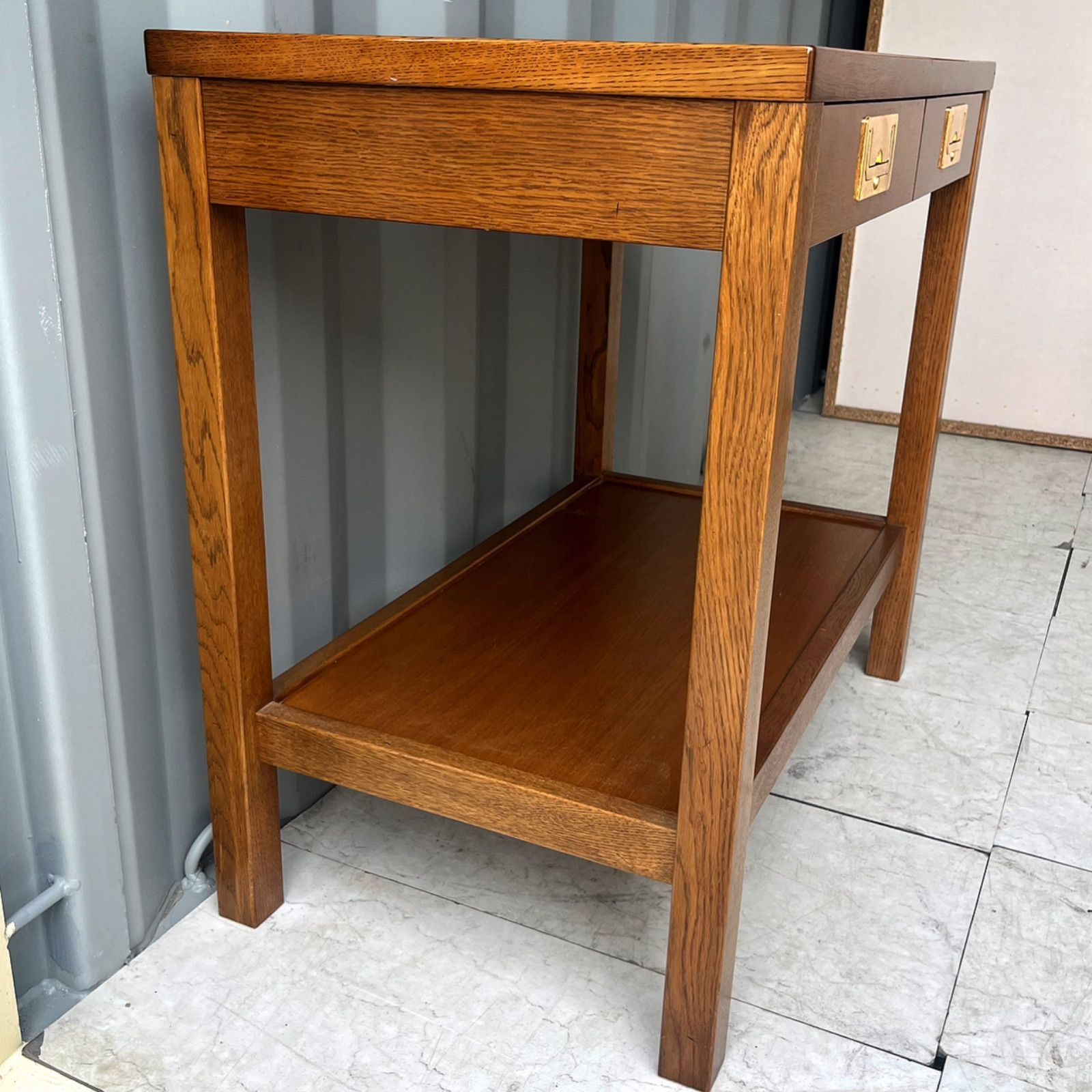 取付無料！カリモク家具 ドマーニ モーガントン 天然木クラシカルサイドテーブル✨ 取付無料！カリモク家具 ドマーニ モーガントン 天然木