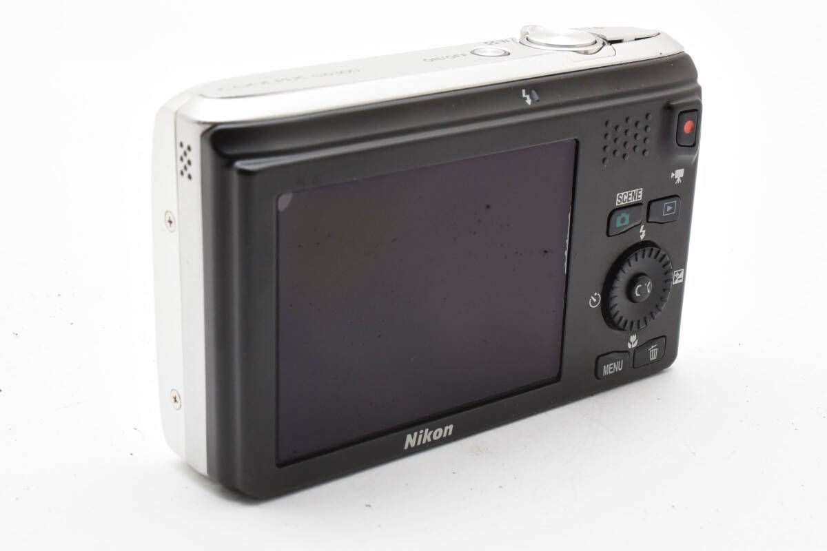 ニコン COOLPIX