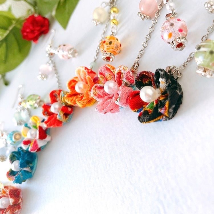 ヨーヨー×つまみ細工のピアス イヤリング 7色 水風船 つまみ細工