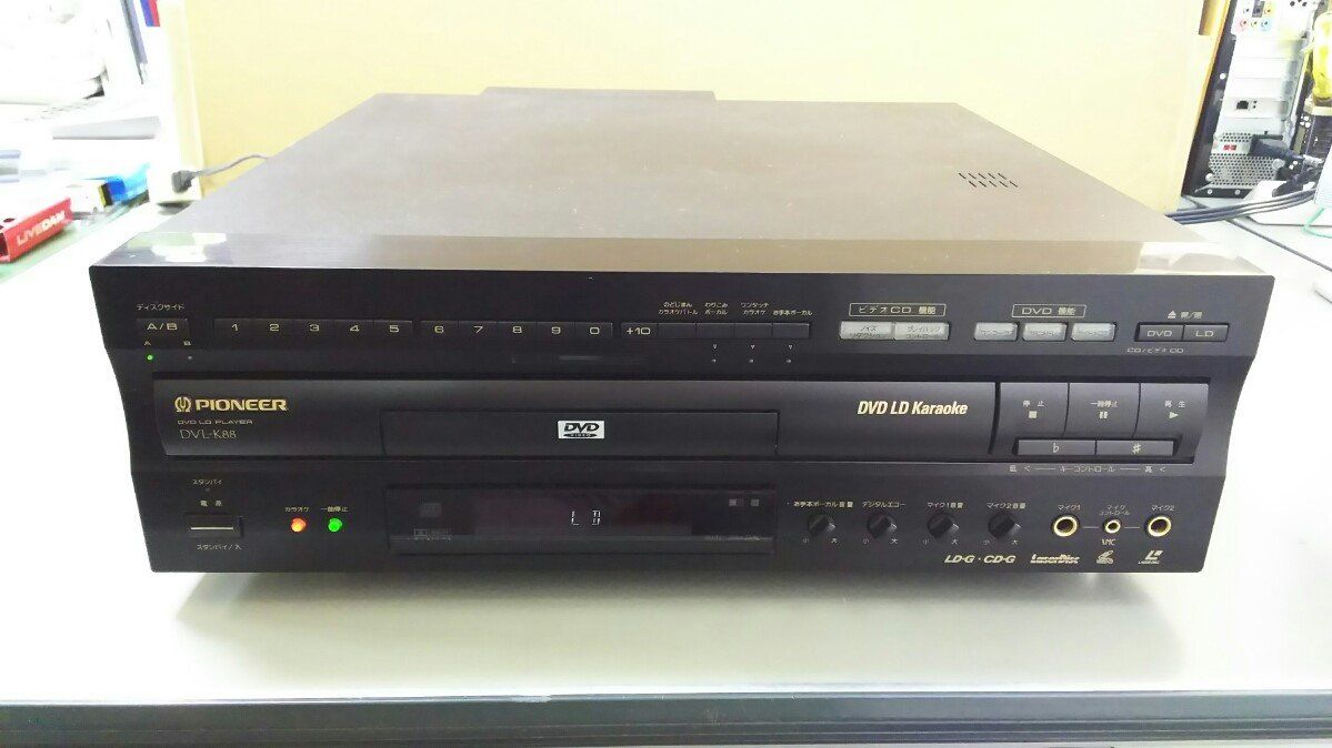 Pioneer パイオニア　LDプレーヤー Pioneer パイオニア CLD-K800 CD/LDプレイヤー カラオケ対応 【中古