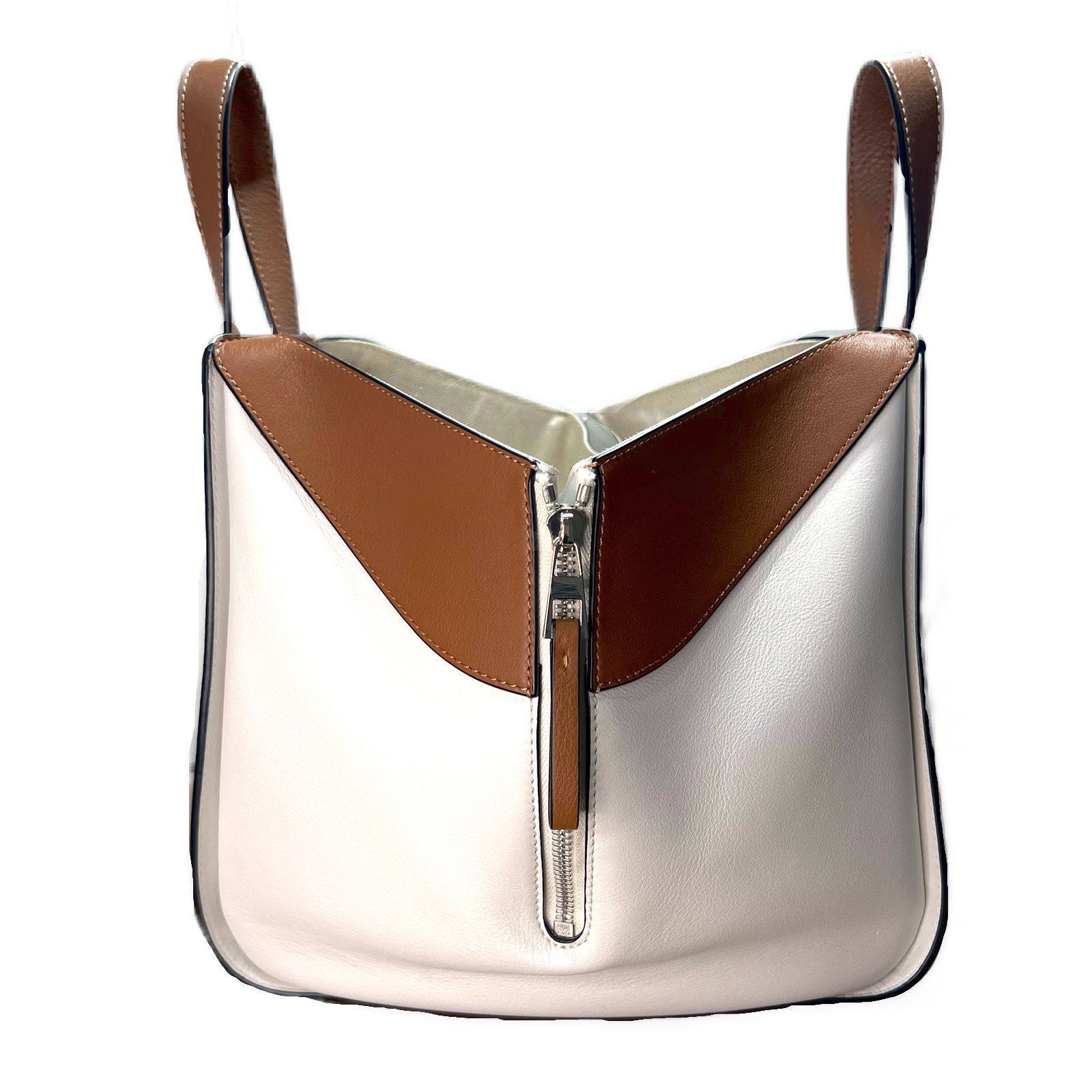 LOEWE／ロエベ ハンモック スモール トリコロールカラー - メルカリ
