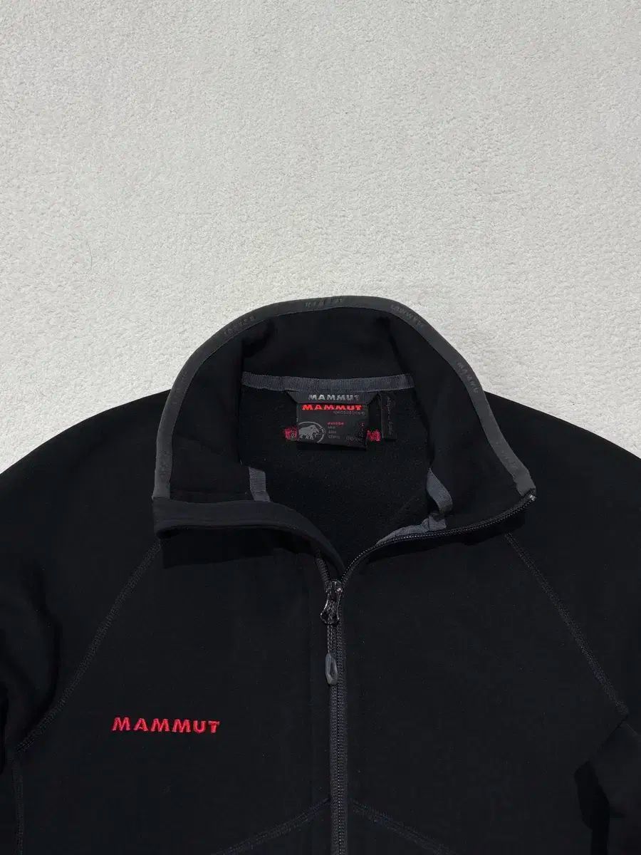MAMMUT マムート