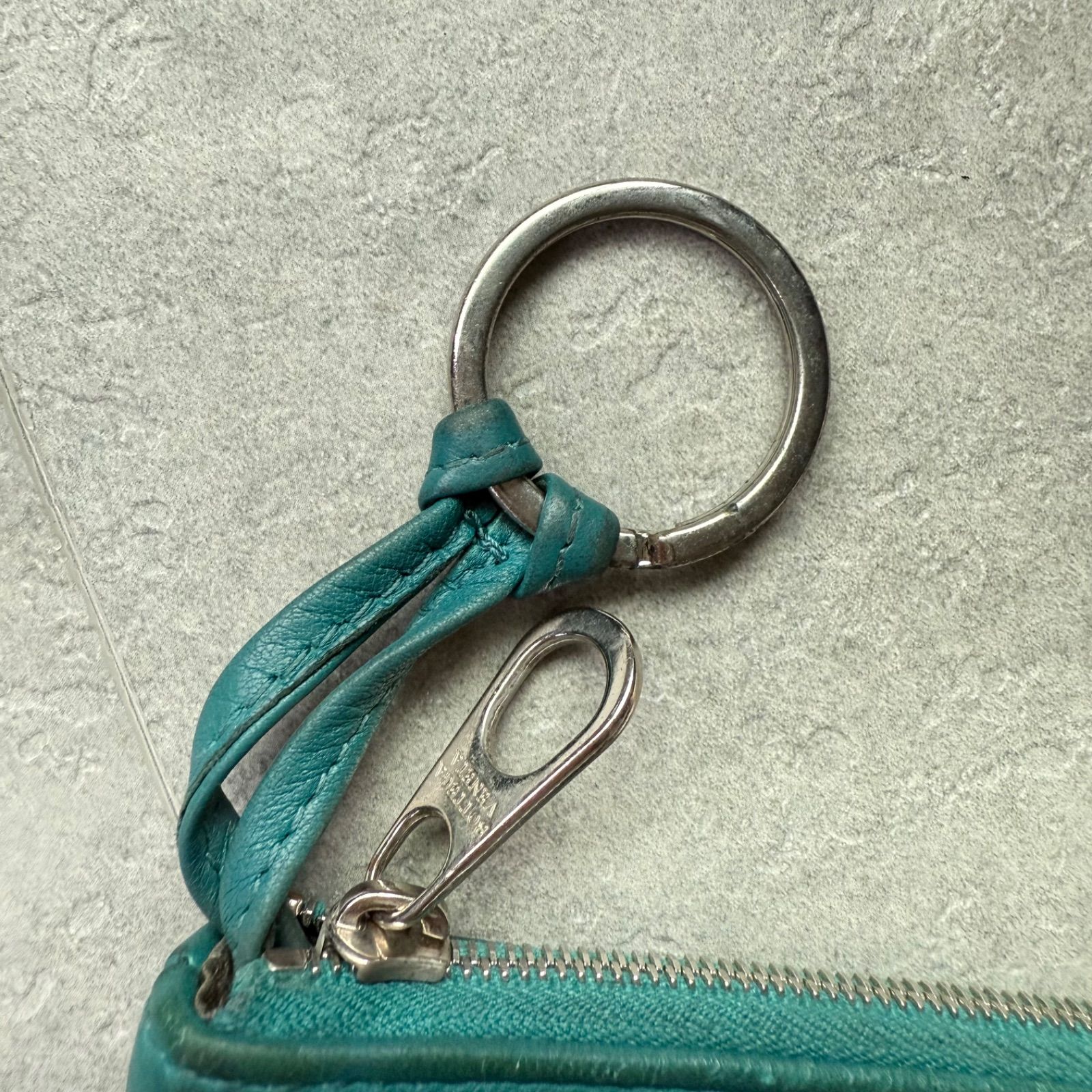 Bottega Veneta ブルー キーホルダー キーリング 美品 BOTTEGA VENETA ボッテガヴェネタ イントレチャート コインケース  財布 キーリング付きブルー ラムレザー コンパクトウォレット メンズ レディース ユニセックス ブランド 高級 ボッテガヴェネタ キーケース ...
