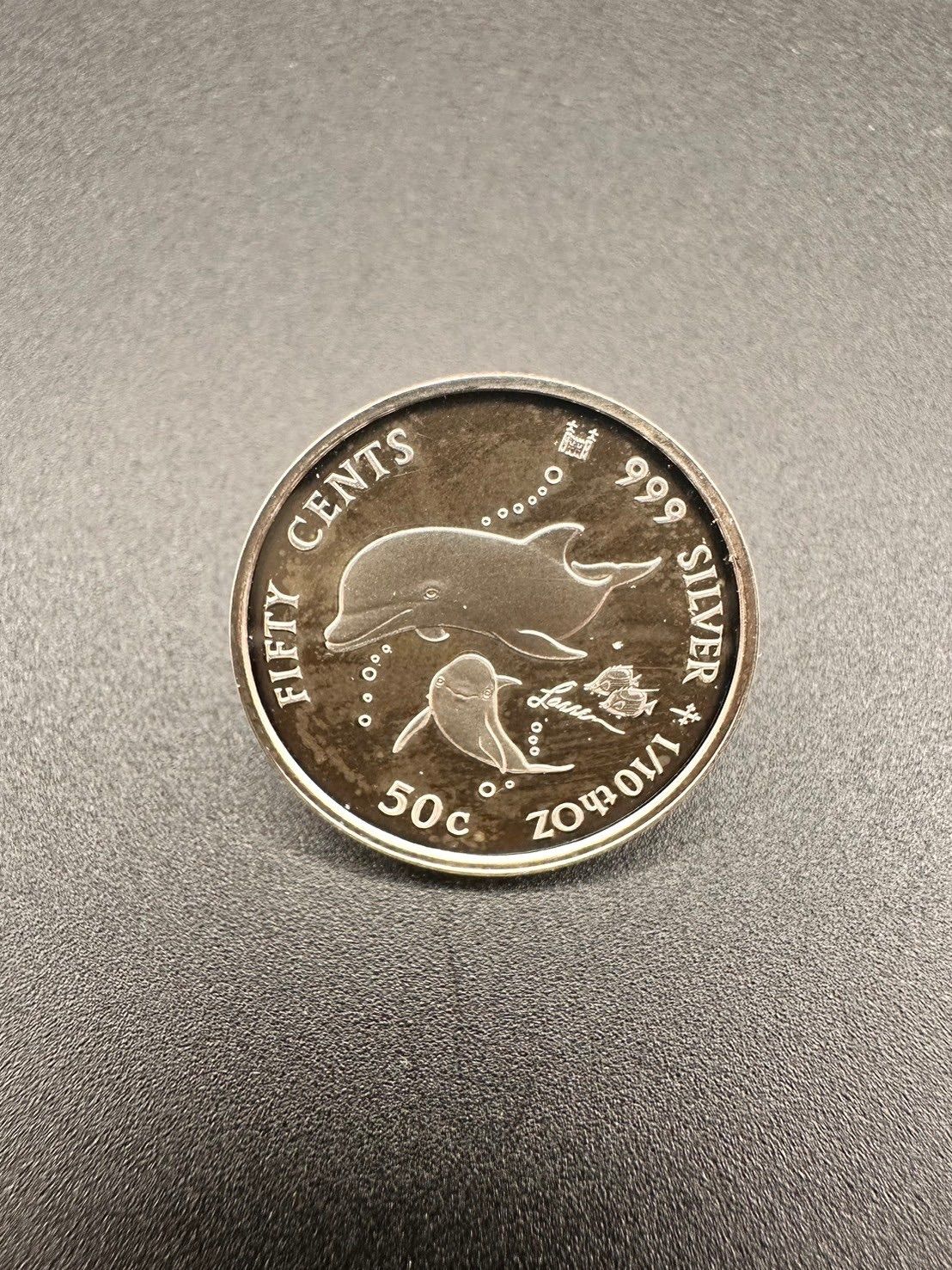 シルバー999】イルカコイン 1/10オンス イギリス エリザベス2世