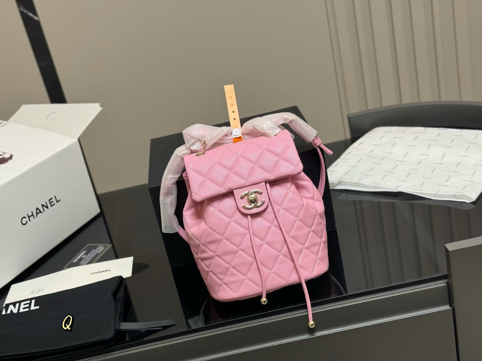 今日特価】Chanel 24P Backpack シャネル 24P バックパック-WTO