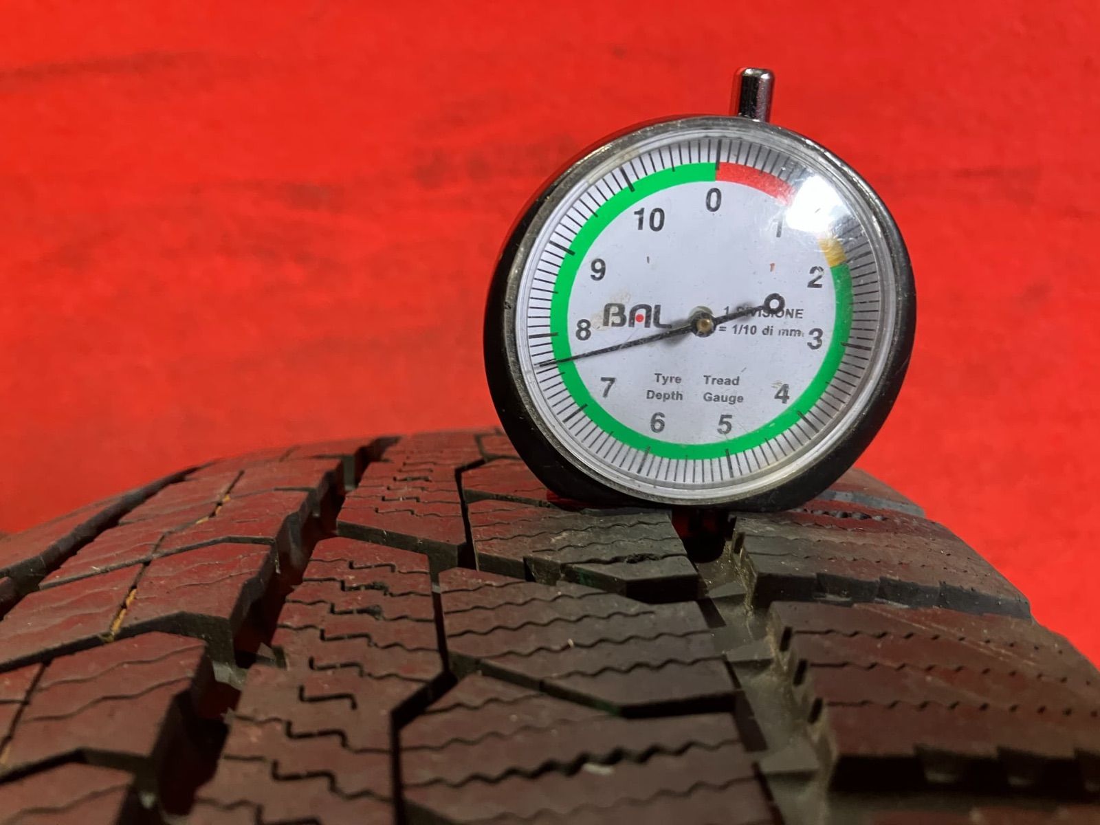 スタッドレスタイヤ 195|60R17 TOYO GIZ2 4本SET