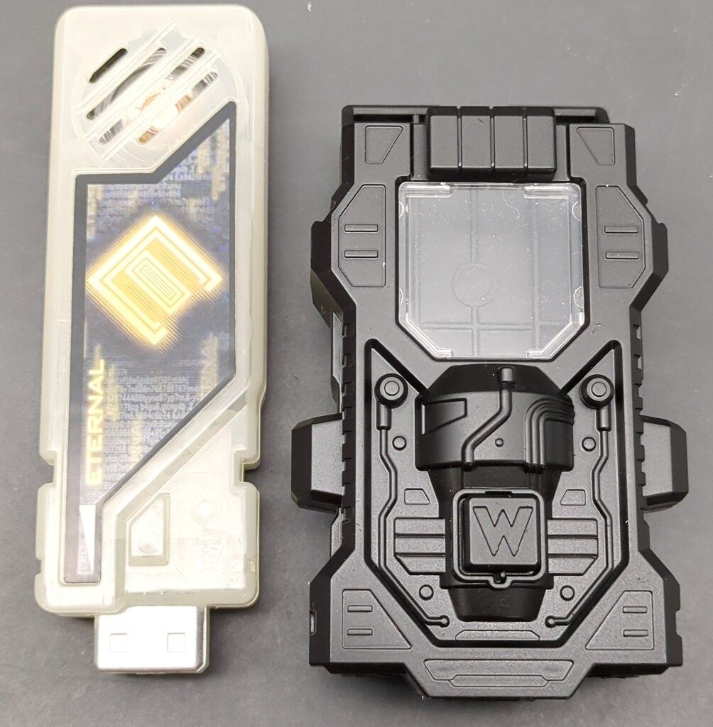 【中古】 仮面ライダーWコンプリートセレクションモディフィケーションロストドライバ 仮面ライダーW(ダブル) COMPLETE SELECTION MODIFICATION ロスト