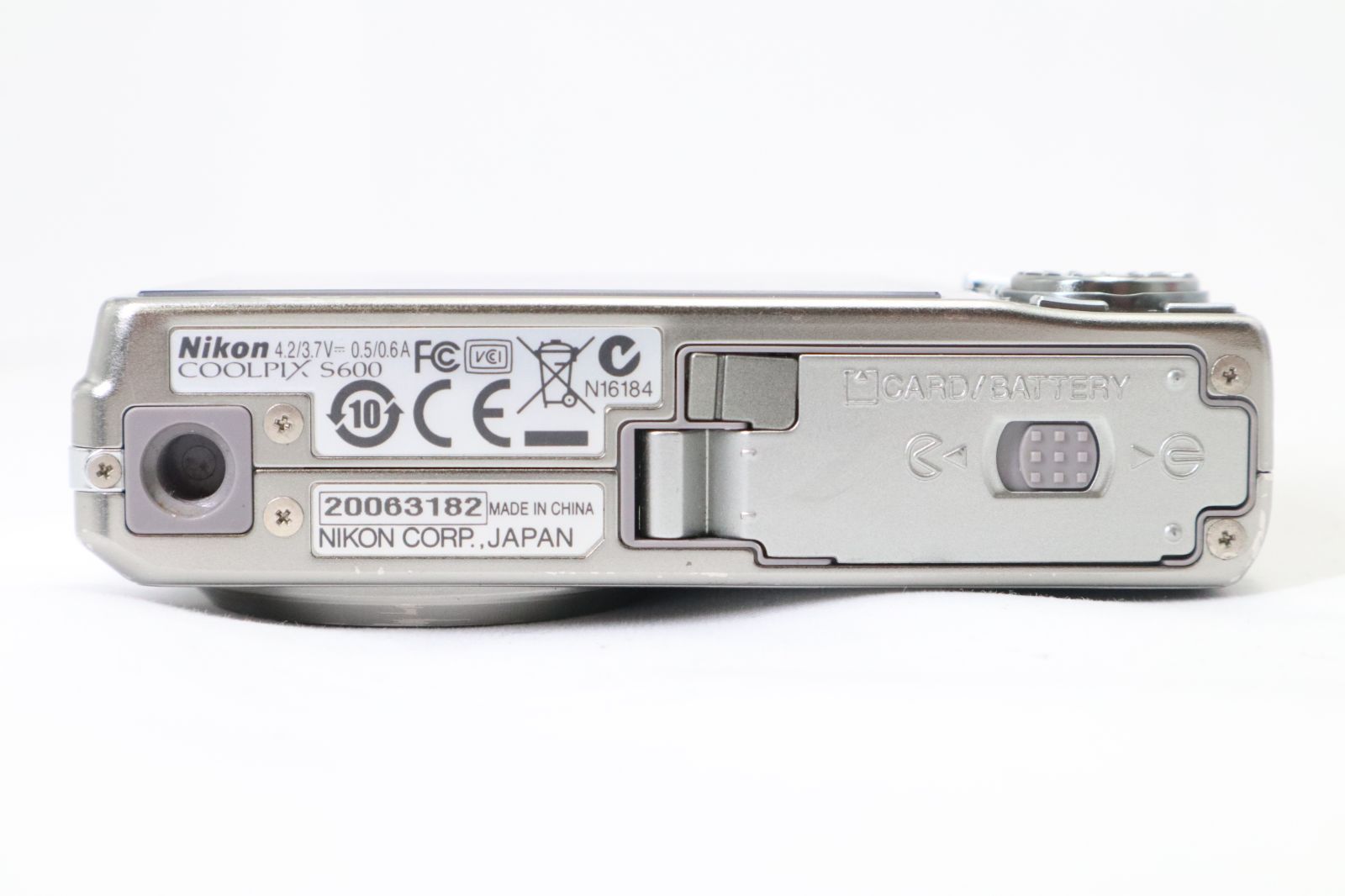 美品！】ニコン Nikon 小売 COOLPIX クールピクス S600(silver