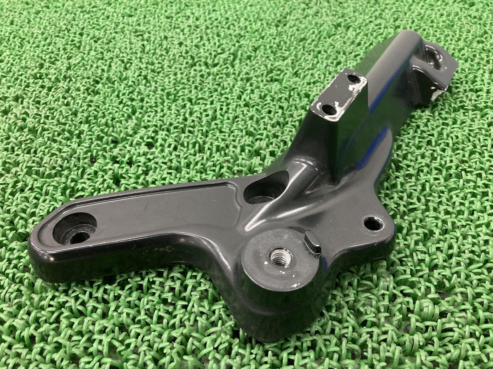 FLFBS1870 マフラーステー 65500063 ハーレー 純正 バイク 部品