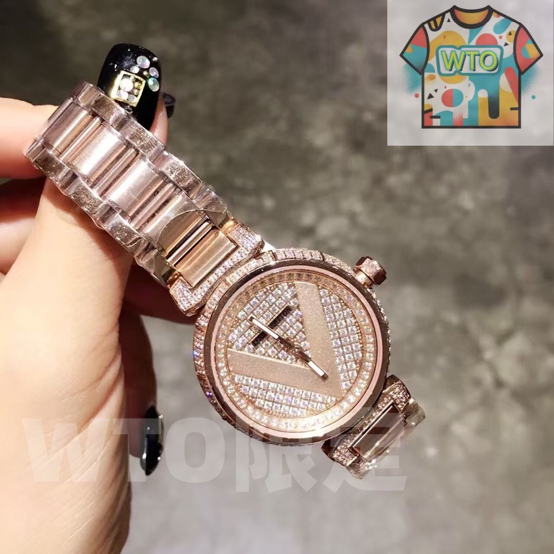 Louis Vuitton ダイヤモンド 四葉モチーフ 腕時計 Louis Vuitton ダイヤモンド 四葉モチーフ 腕時計