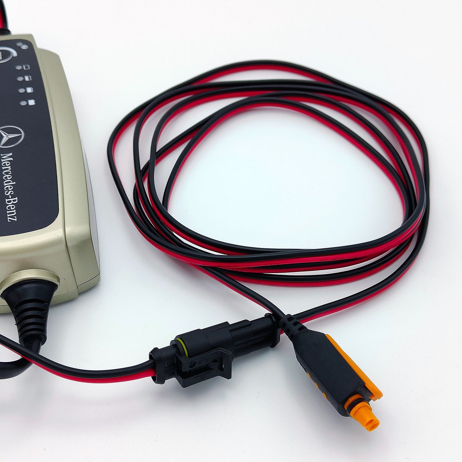 メルセデス・ベンツ純正・充電器用 CTEK コンフォート・コネクト・変換