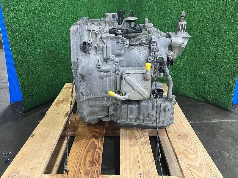 ノート DAA-SNE12 オートマ　ミッション KH3 新作入荷 E12&frasl;HE12&frasl;NE12&frasl;SNE12 ノート 最終型 純正OP アームレスト