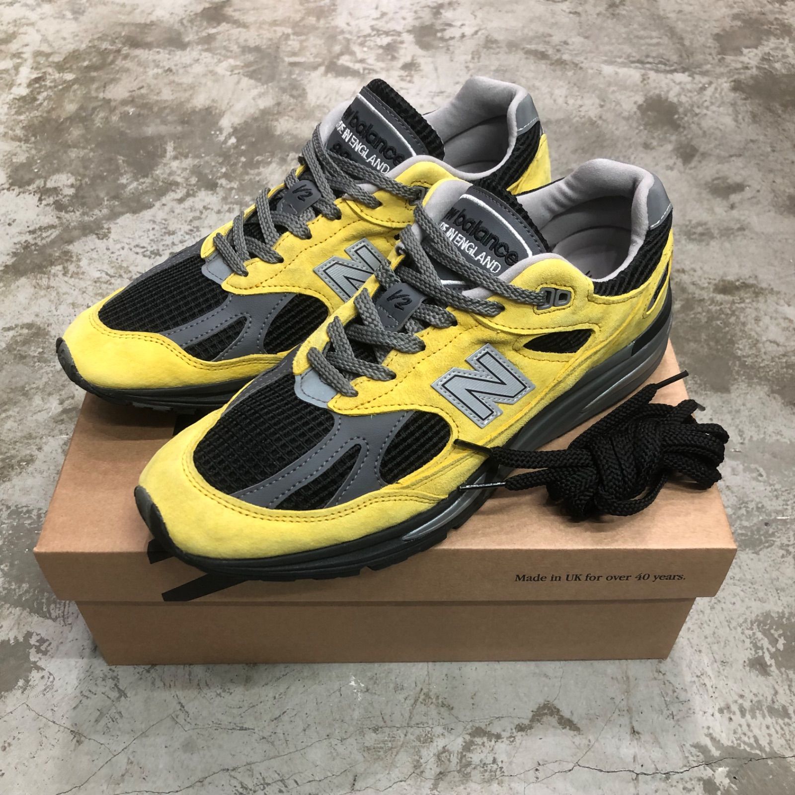 New Balance 991V2 Yellow Asia Pacific Exclusive ローカット