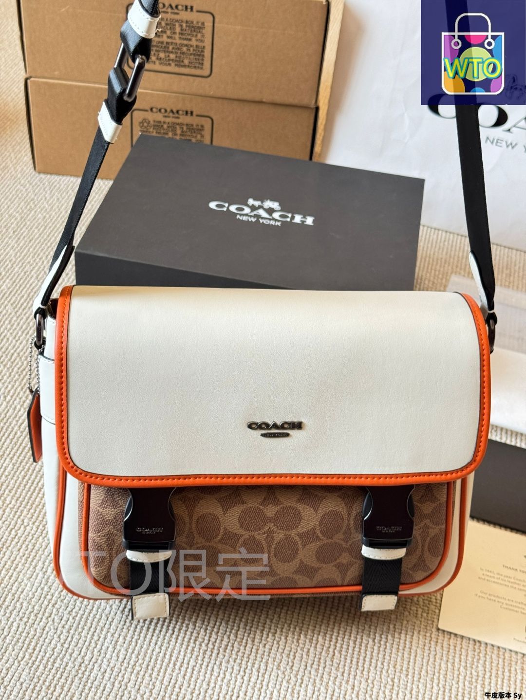 COACH コーチ　エリアス　クロスボディー　オール本革　グレー　超美品 COACH コーチ エリアス クロスボディー オール本革 グレー 超美品