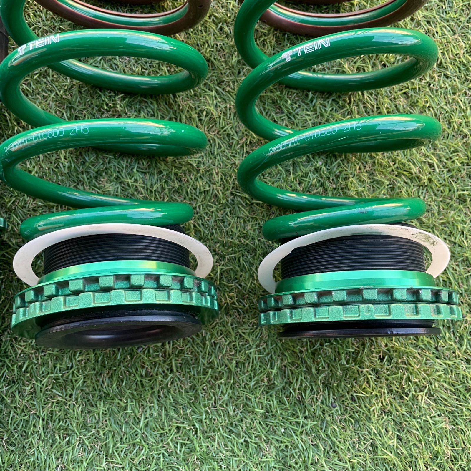 RP3ステップワゴンTEINFLEXZ車高調 美 品】TEIN テイン FLEX Z (フレックスZ) 車高調