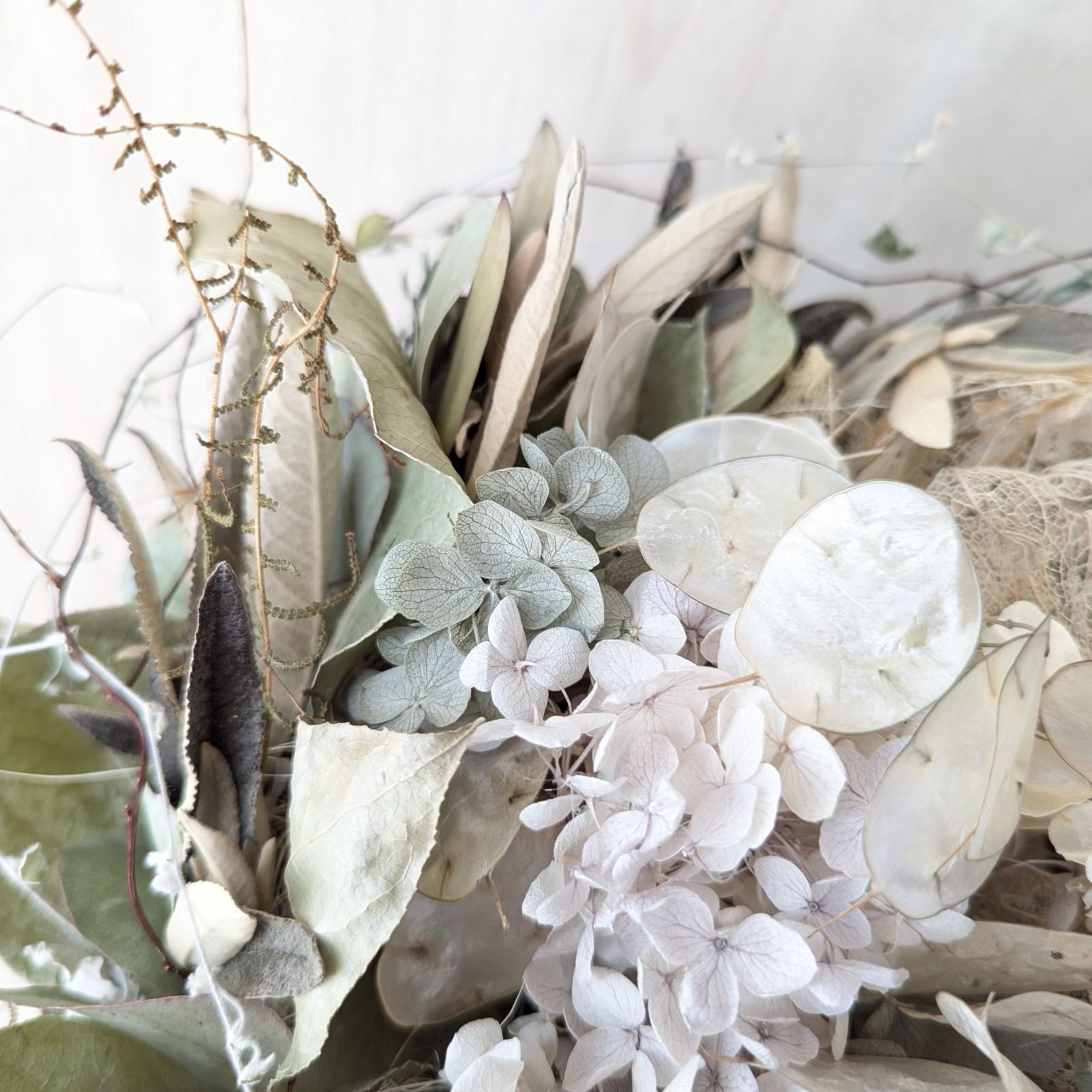 専用Wedding&Interior＊くすみ系白グリーンドライフラワーブーケ 感謝sale＊Wedding&Interior bouquet＊くすみ系白グリーン