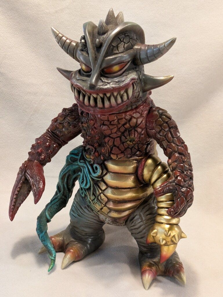 シカルナ工房　マダラ　ワンオフ痛み塗装 シカルナ工房 マダラ ワンオフ痛み塗装 Amazon.co.jp: ザゴラ