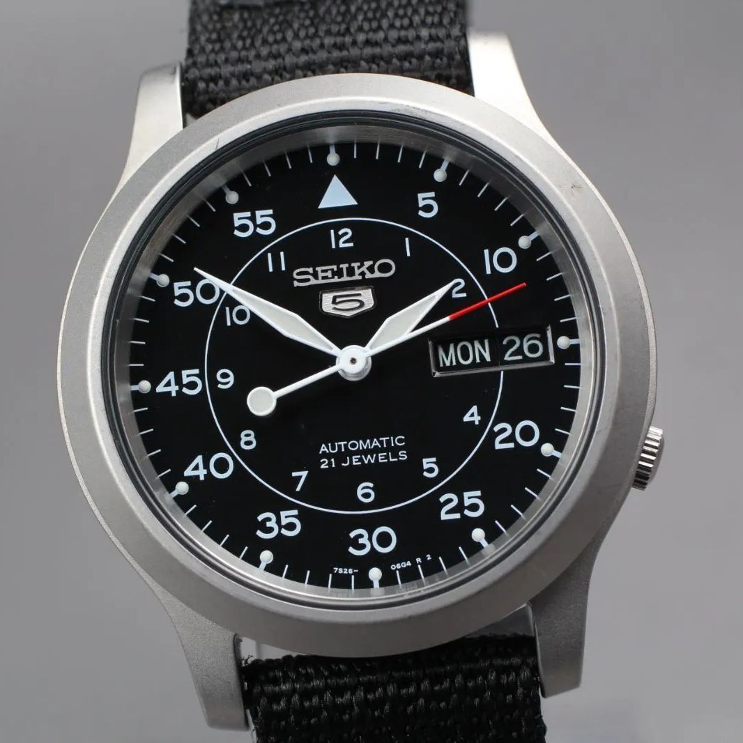 【美品】セイコー／セイコー5 ミリタリー 7S26−02J0 裏スケ／自動巻 79【美品 稼働品】SEIKO 5 Sports 7S26-02J0 37mm AT 21J
