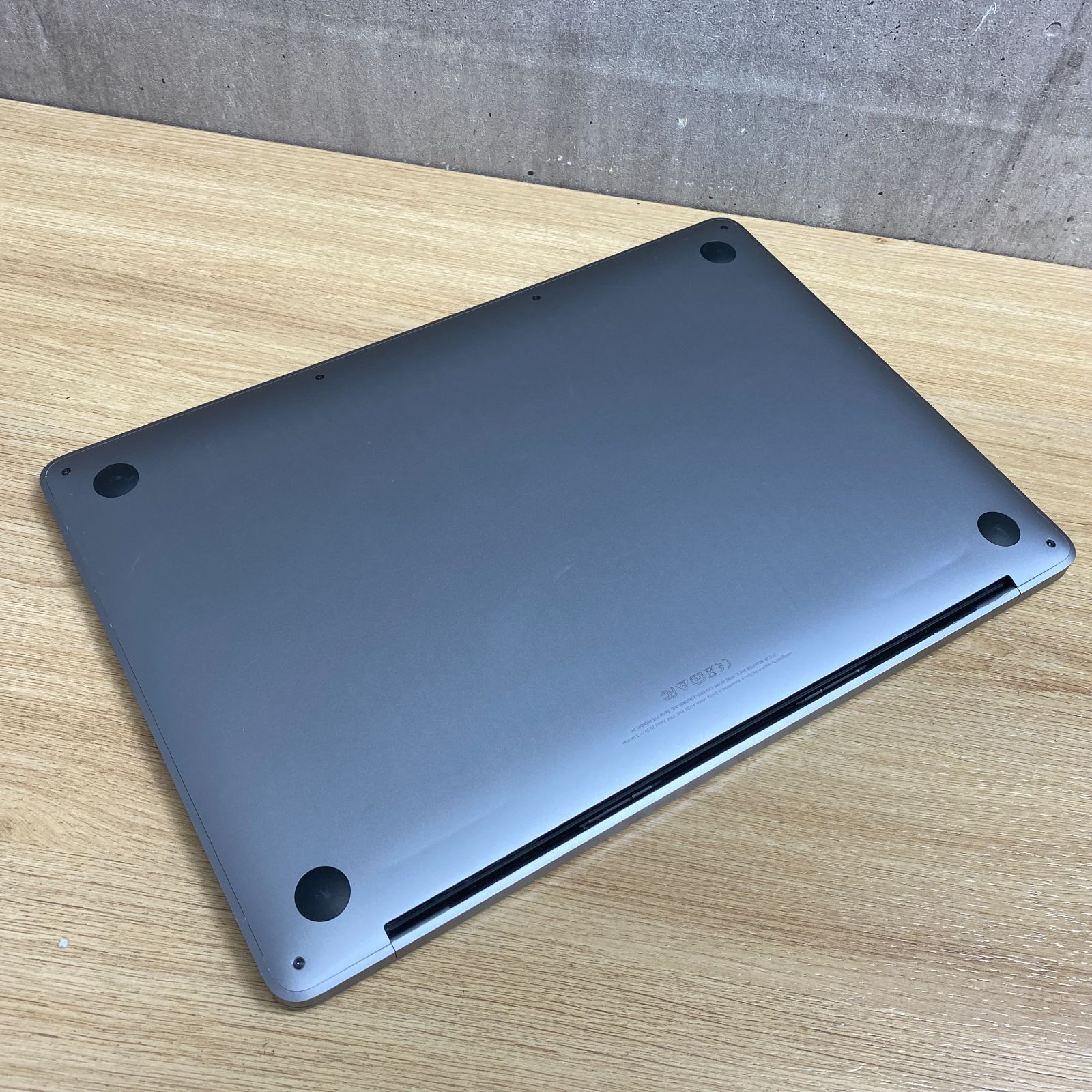 春*亥様 ジャンク MacBook Pro 13㌅ 2018 通電不可 本体のみ 春*亥様 ジャンク MacBook Pro 13㌅ 2018 通電不可 本体のみ