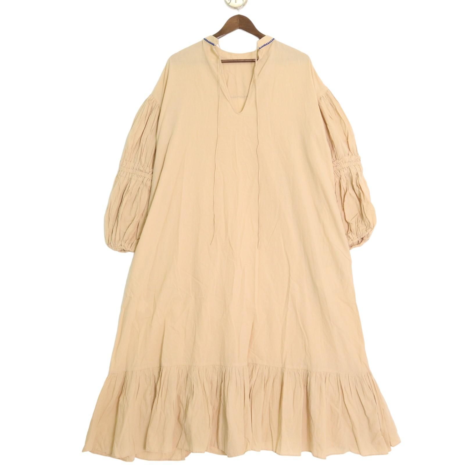 Dress ワンピース